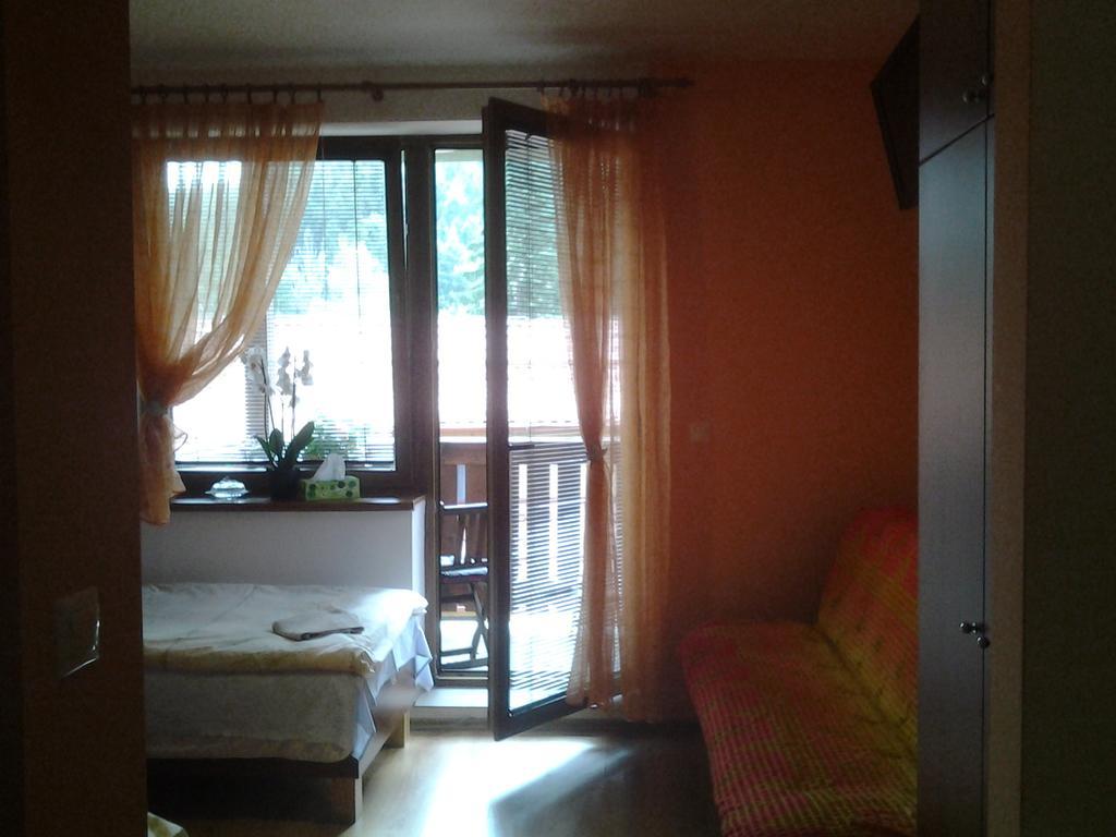 Fatrapark 1 U Sovicky Studio, Kuchynka, Kupelna,S Balkonom Gratis Parkovanie V Podzemnej Garazi Ruzomberok Exterior photo