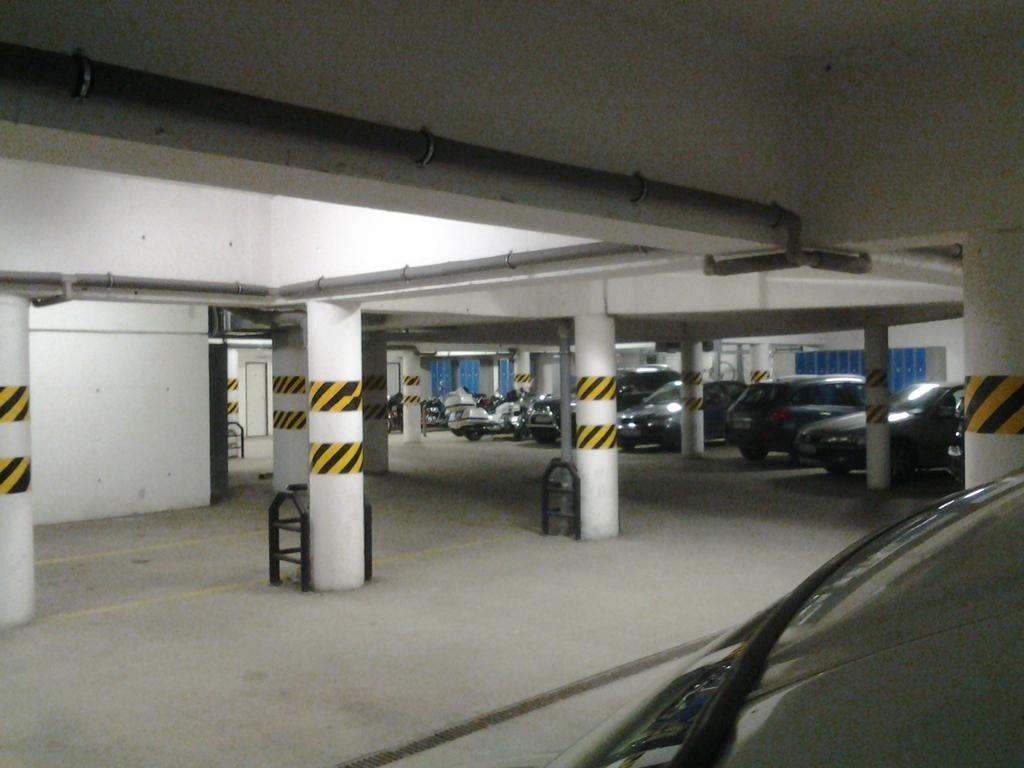 Fatrapark 1 U Sovicky Studio, Kuchynka, Kupelna,S Balkonom Gratis Parkovanie V Podzemnej Garazi Ruzomberok Exterior photo