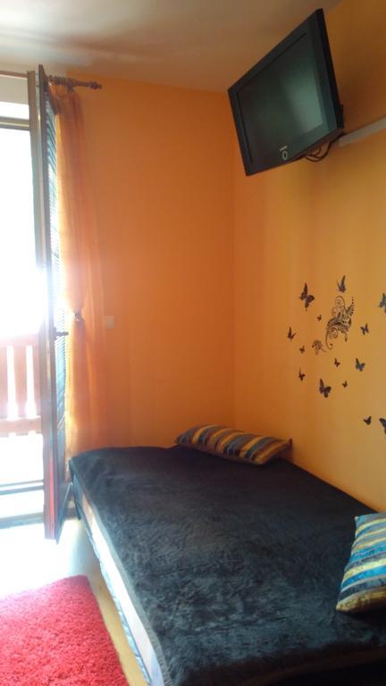 Fatrapark 1 U Sovicky Studio, Kuchynka, Kupelna,S Balkonom Gratis Parkovanie V Podzemnej Garazi Ruzomberok Exterior photo